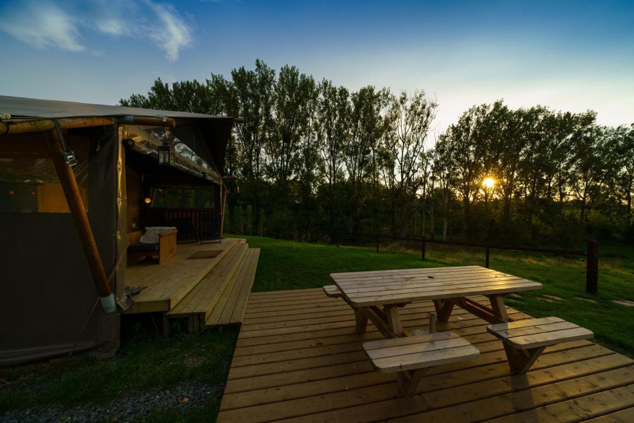 Le Relais D'Artagnan - Relais Equestre Hotel Mortier Bagian luar foto
